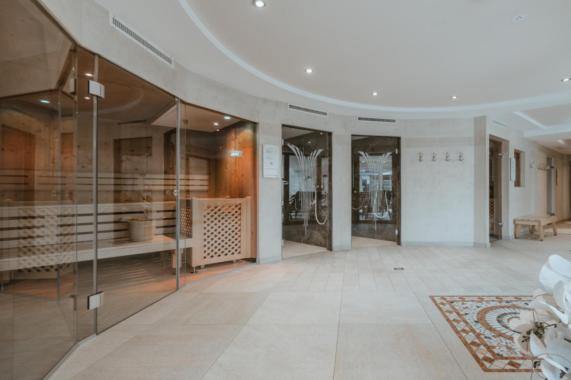 Kerschdorfer - Wohlfuehlhotel Garni - Adults Only Kaltenbach Luaran gambar