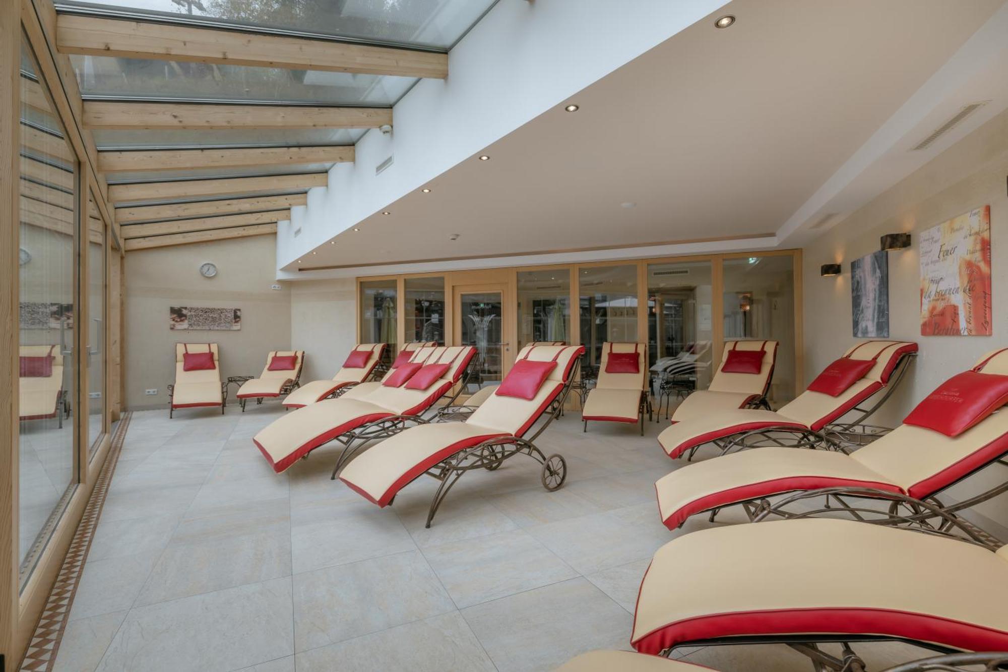 Kerschdorfer - Wohlfuehlhotel Garni - Adults Only Kaltenbach Luaran gambar