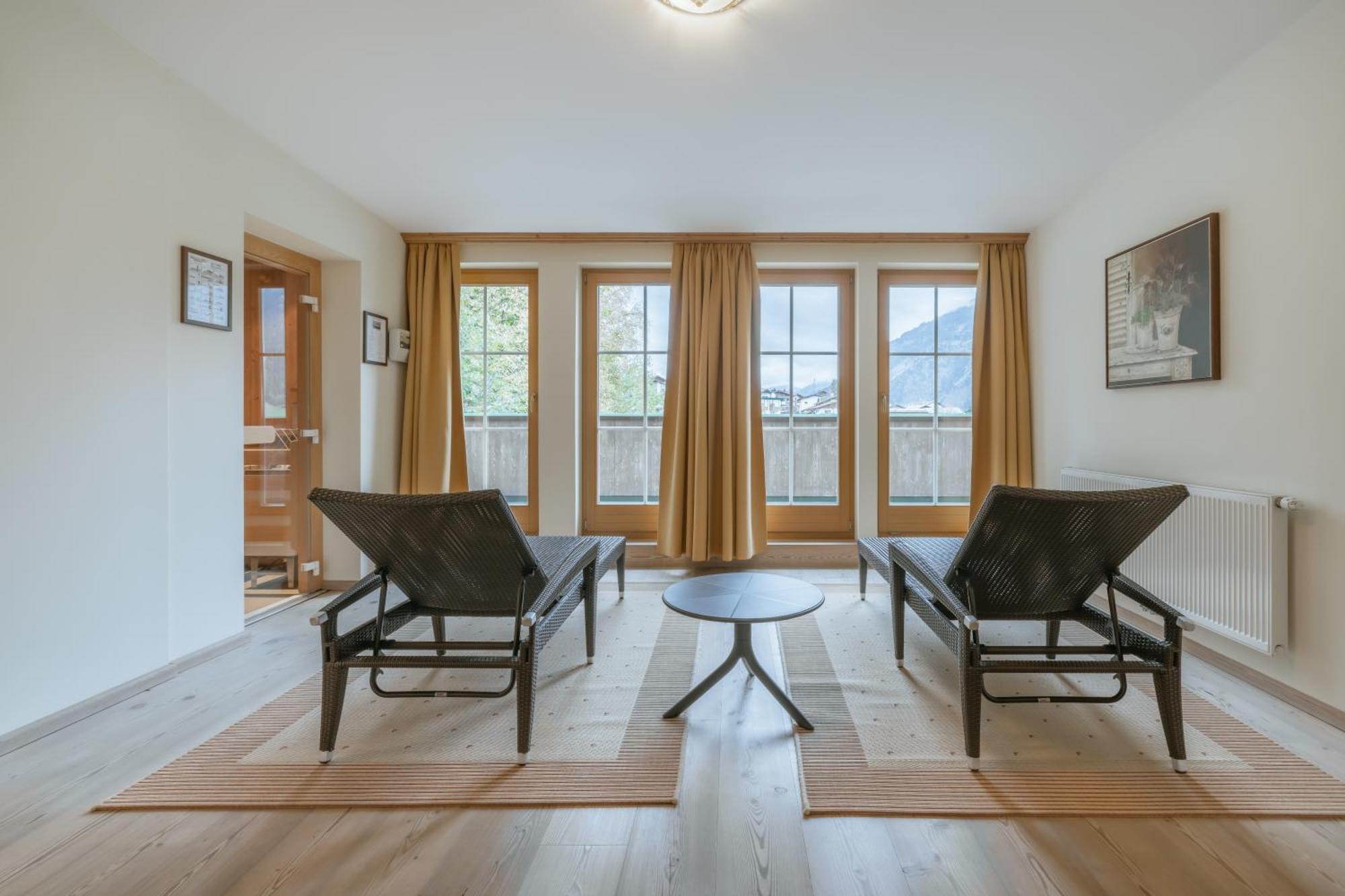 Kerschdorfer - Wohlfuehlhotel Garni - Adults Only Kaltenbach Luaran gambar