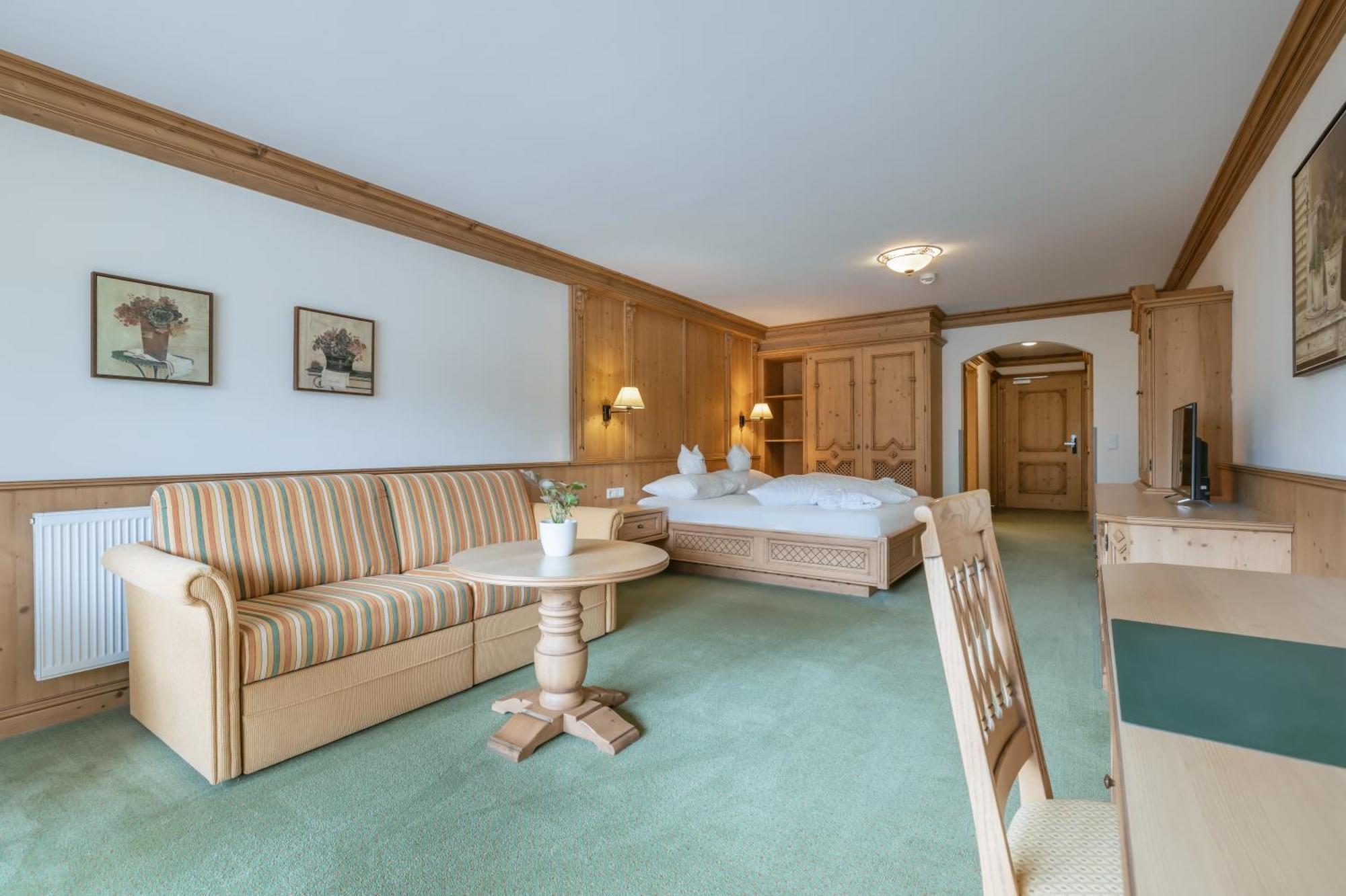Kerschdorfer - Wohlfuehlhotel Garni - Adults Only Kaltenbach Luaran gambar