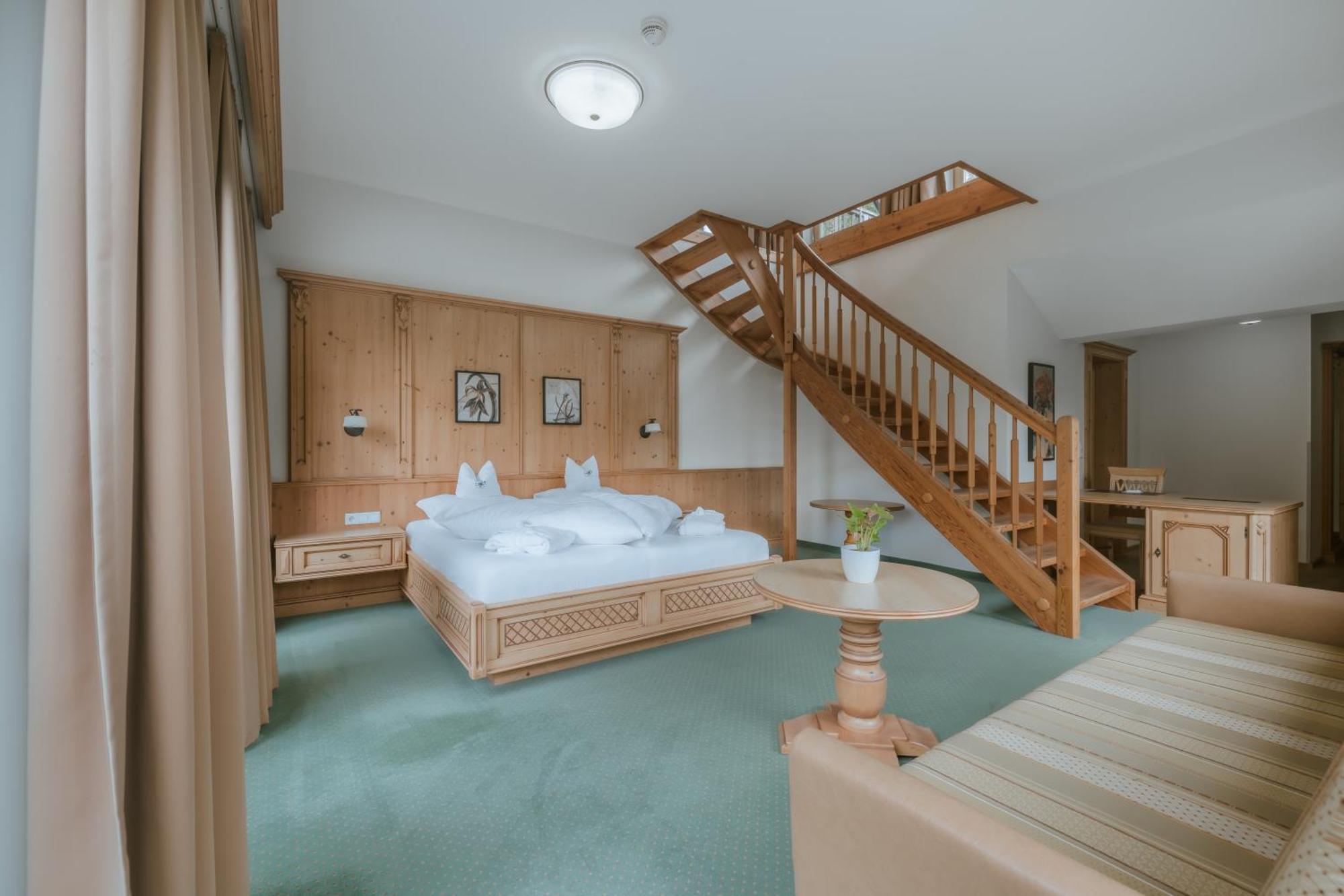 Kerschdorfer - Wohlfuehlhotel Garni - Adults Only Kaltenbach Luaran gambar