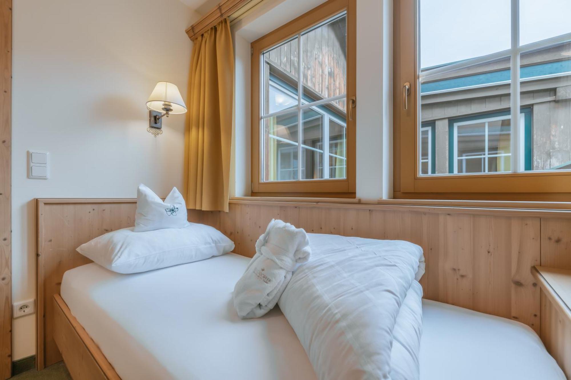 Kerschdorfer - Wohlfuehlhotel Garni - Adults Only Kaltenbach Luaran gambar